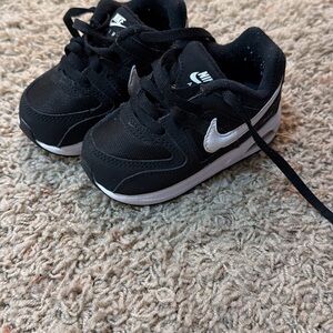 Nike Kids Black and White Sneakers